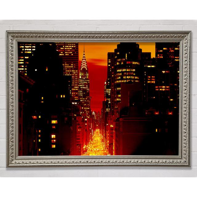 Empire State Building Feuerrot - Druck Bright Star Größe: 84,1 cm H x 118,9 cm B x 3 cm T on Productcaster.