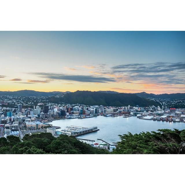 Wellington Photograph City by Robert Chg - Wrapped Canvas Photograph 17 Stories Size: 51cm H x 76cm W on Productcaster.