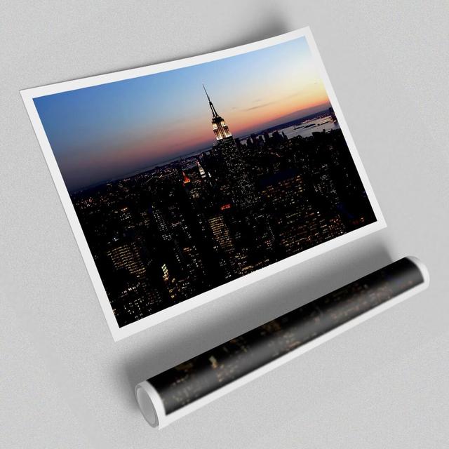 New York City Morning Glow - Graphic Art Print on Paper East Urban Home Size: 100cm H x 141.4cm W on Productcaster.