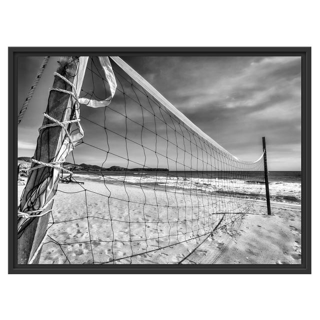 Gerahmtes Wandbild Volleyballnetz am Strand East Urban Home Größe: 60 cm H x 80 cm B on Productcaster.