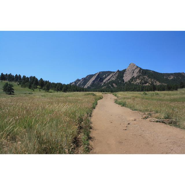 The Flatirons Trail - Wrapped Canvas Print Alpen Home Size: 51cm H x 76cm W on Productcaster.