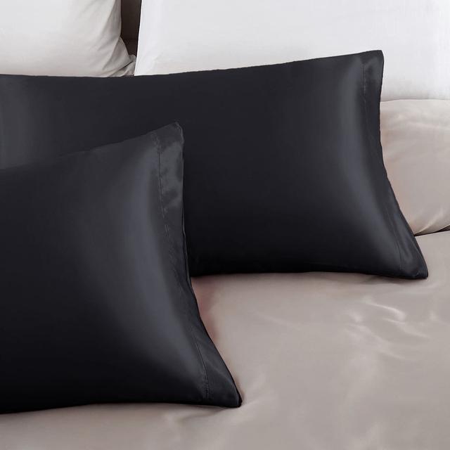 Norcatur Silk Satin Pillow Cases With Envelope Closure (Set of 2) Fairmont Park Colour: Black on Productcaster.