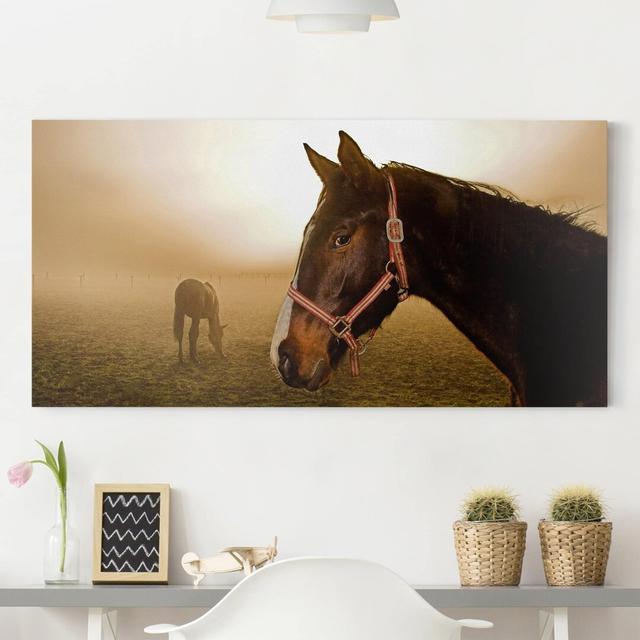 Leinwandbild - Early Horse Gracie Oaks Größe: 40cm H x 80cm B on Productcaster.