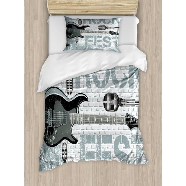 Fairburn Graphic Print & Text [EU ONLY] Duvet Cover Set with Pillowcases Williston Forge Size: Single - 1 Standard Pillowcase on Productcaster.