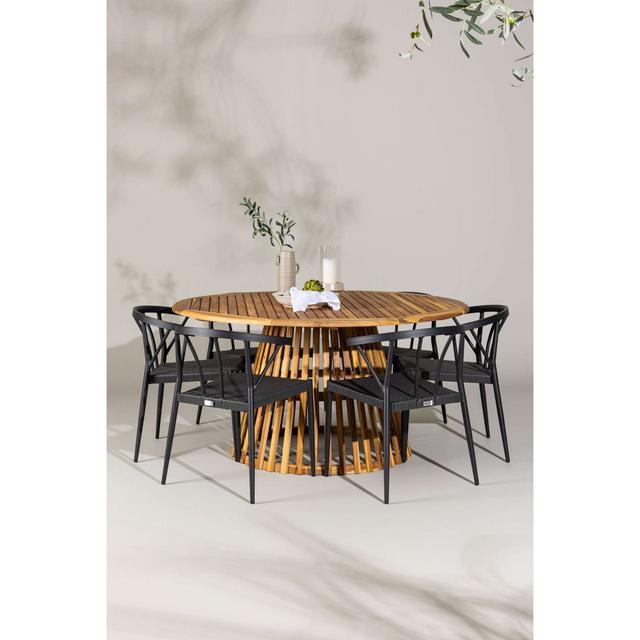 Gosford Round 6 - Person 150cm Long Dining Set Corrigan Studio on Productcaster.