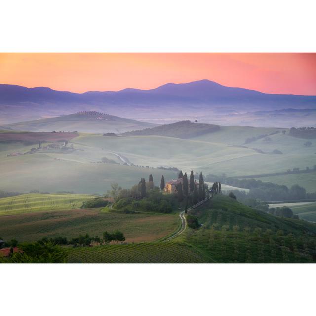 Farmhouse Belvedere, Tuscany by Fisfra - Wrapped Canvas Print Alpen Home Size: 81cm H x 122cm W x 3.8cm D on Productcaster.