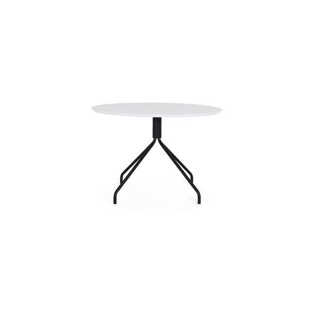 Manos Pedestal Dining Table Brayden Studio Size: 110 x 110 x 75 cm on Productcaster.