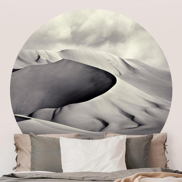 Madyson Matte Peel & Stick Mural Gracie Oaks Size: 122cm L x 122cm W on Productcaster.