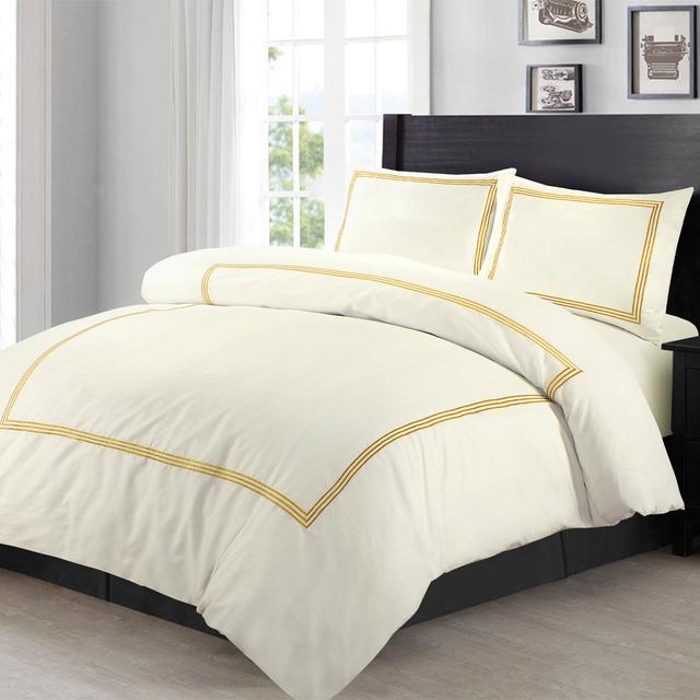 My Home Store Baani 100% poly-cotton 3 piece Luxury Bedding Brata Duvet Cover Set Ebern Designs Size: Super King Duvet Cover + 2 Standard Pillowcases, on Productcaster.