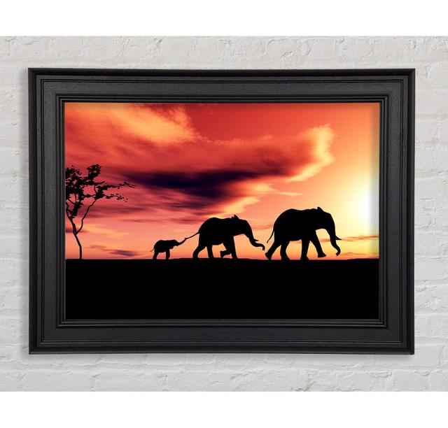 Elefantenfamilie Sonnenuntergang Gerahmter Druck Wandkunst ModernMoments Größe: 84,1 cm H x 142,2 cm B x 8 cm T, Format: Galway Schwarz Gerahmtes Papi on Productcaster.