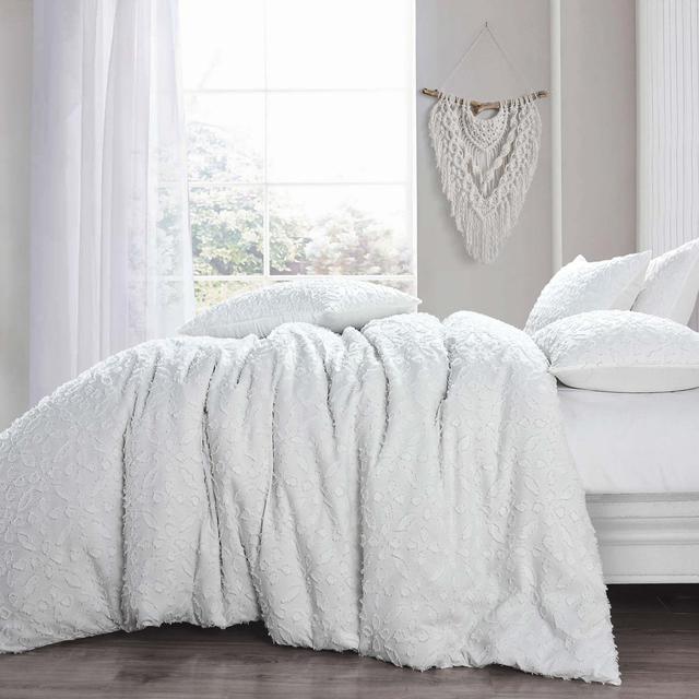 Shabby Elegance Vintage Tuft Duvet Set Marlow Home Co. Size: Single on Productcaster.