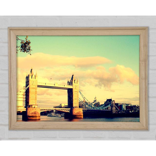 London Tower Bridge Retro - Print Brayden Studio Size: 84.1cm H x 118.9cm W x 1.5cm D on Productcaster.