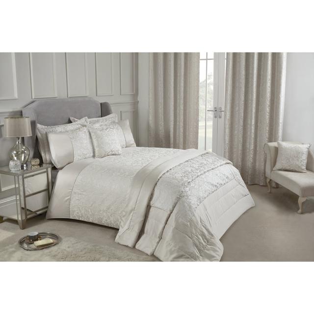 Stadler Eden Bedspread Set Mercer41 Colour: Cream on Productcaster.