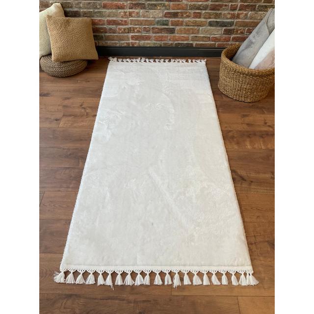 Wilton Machine Woven / Power Loomed Area Rug Fairmont Park Rug Size: Rectangle 200 x 290cm on Productcaster.