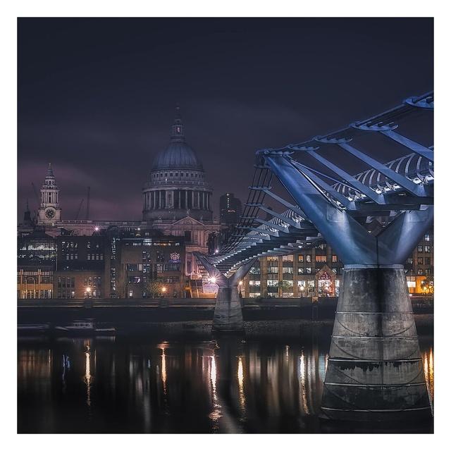 Matt Fototapete St Paul'S bei Nacht 2,4 m x 240 cm East Urban Home on Productcaster.