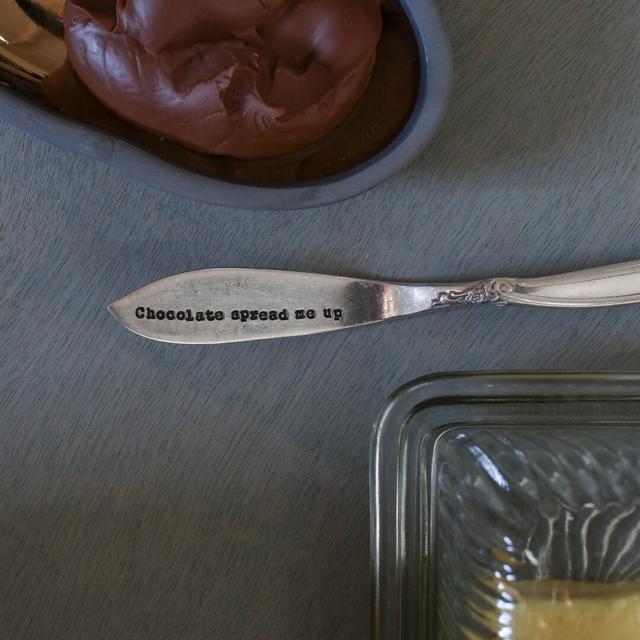 Wesham Chocolate Spread Me Up Butter Knife Happy Larry on Productcaster.