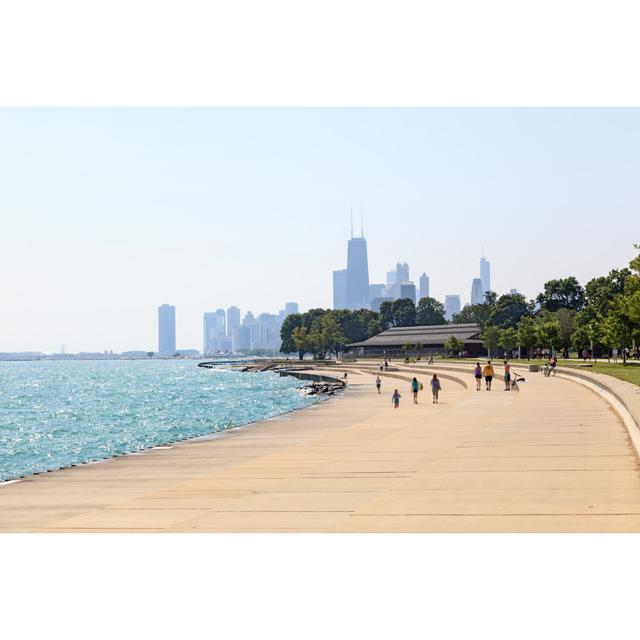 Chicago Beachfront von Ghornephoto - Druck ohne Rahmen auf Leinwand House of Hampton Größe: 40cm x 60cm B on Productcaster.