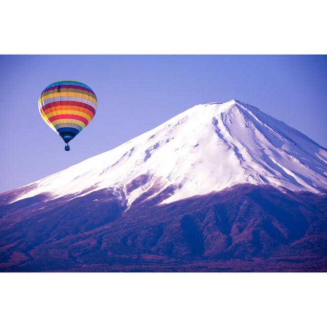 Balloon on Mount Fuji by Fromzerotohero - Wrapped Canvas Photograph Alpen Home Size: 81cm H x 122cm W on Productcaster.