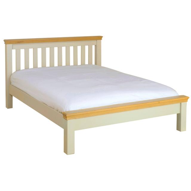 Windsor Bed Frame Devonshire Pine Size: Kingsize (5') on Productcaster.