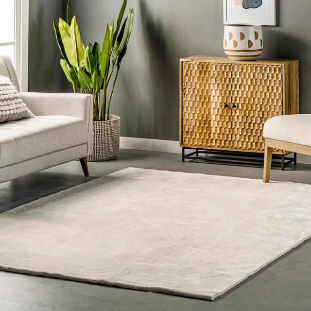 Solid Machine Women / Power Loomed Off-White Rug Blue Elephant Rug Size: Rectangle 244 x 305cm on Productcaster.