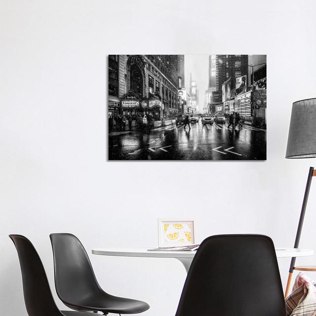 Times Square by Jorge Ruiz Dueso - Wrapped Canvas Painting Brayden Studio Size: 66.04cm H x 101.6cm W x 3.81cm D on Productcaster.