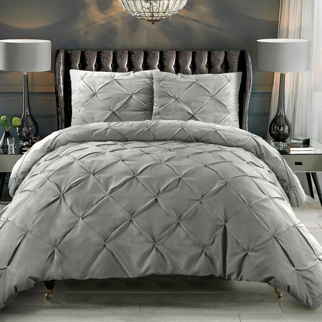 Scalli 136 TC Duvet Cover Set Wade Logan Size: Double Duvet Cover + 2 Standard Pillowcases, Colour: Grey on Productcaster.