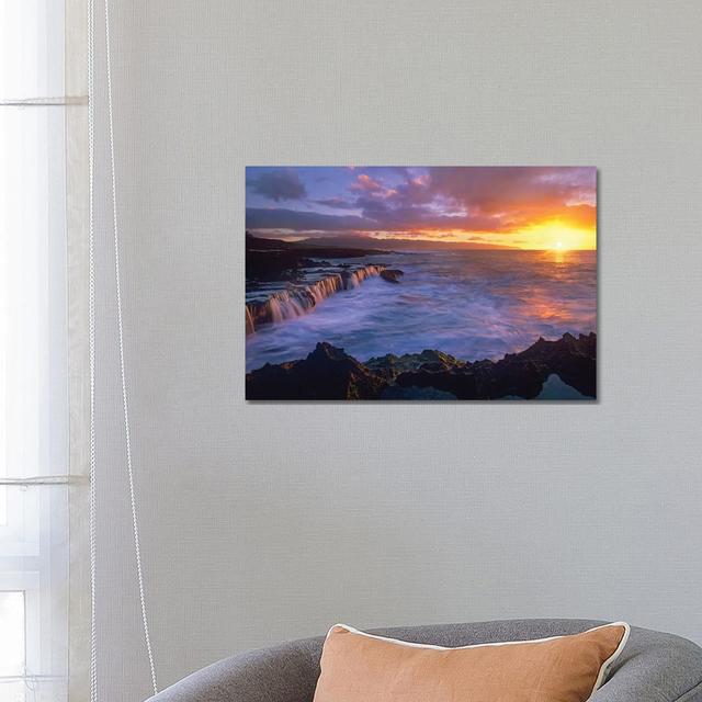 Sunset At Shark''s Cove, Oahu, Hawaii House of Hampton Size: 45.72cm H x 66.04cm W x 3.81cm D on Productcaster.