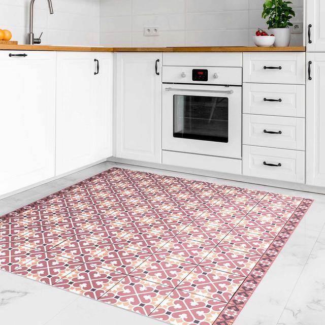 Square Halayna Geometric Machine Woven Area Rug East Urban Home Rug Size: Square 140cm on Productcaster.