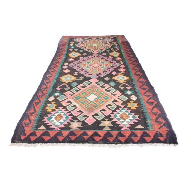 Oriental Area Rug Morgenland on Productcaster.