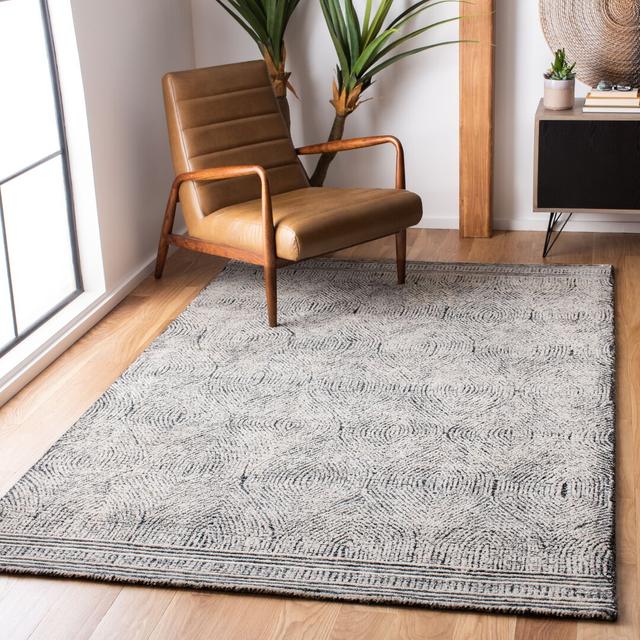 Geometric Hand Woven Ivory/Charcoal Area Rug Blue Elephant Rug Size: Rectangle 122 x 183cm on Productcaster.