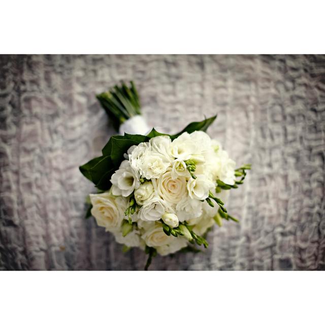 White Rose Bouquet by Marcinfryze - Wrapped Canvas Photograph Fairmont Park Size: 20cm H x 30cm W on Productcaster.