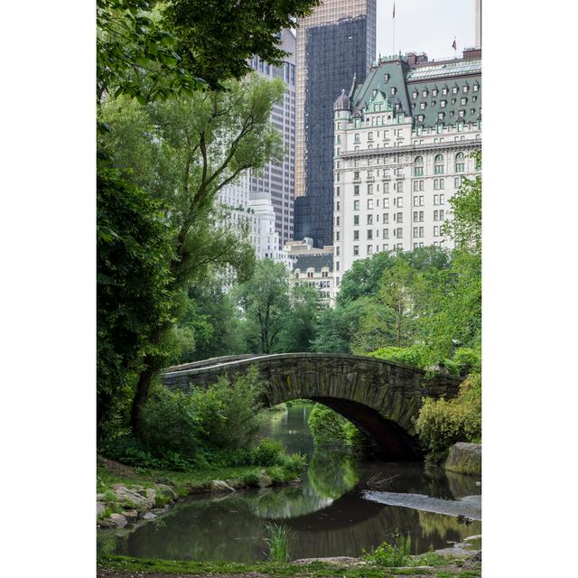 Gapstow Bridge by Johnandersonphoto - Wrapped Canvas Print 17 Stories Size: 46cm H x 30cm W on Productcaster.