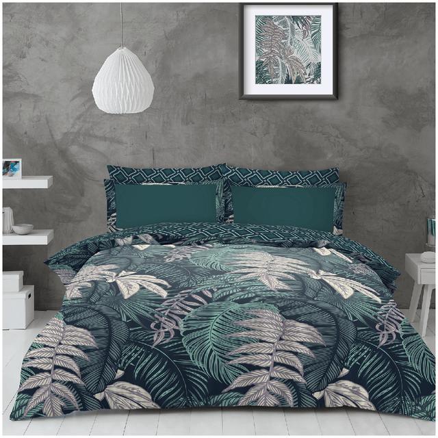 Akina Green Cotton Blend 144 TC Reversible Duvet Cover Set 17 Stories Size: Double Duvet Cover + 2 Standard Pillowcases on Productcaster.