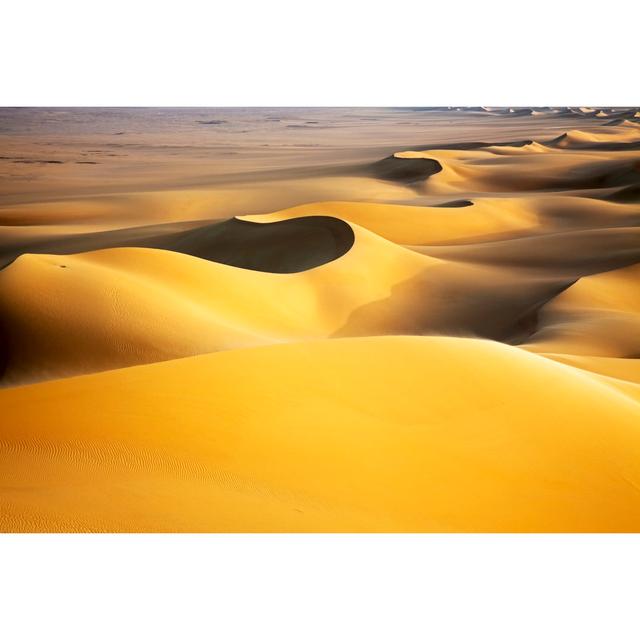 Sand Dunes At Sunrise by Lucynakoch - Print Natur Pur Size: 80cm H x 120cm W on Productcaster.