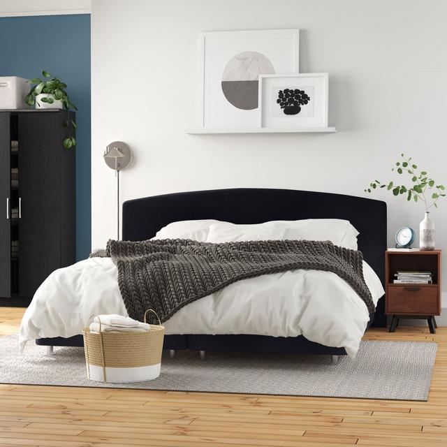 Boxspringbett Devin Zipcode Design Liegefläche: 180 × 200 cm, Farbe: Schwarz, Matratzen/ Härtegrad: 7 Zonen-Kaltschaummatratze H2 on Productcaster.