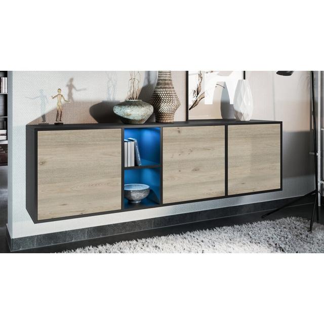 Sideboard Argaki Metro Lane Farbe (Korpus/Front): Oak Nordic, Eigenschaften: With LED on Productcaster.