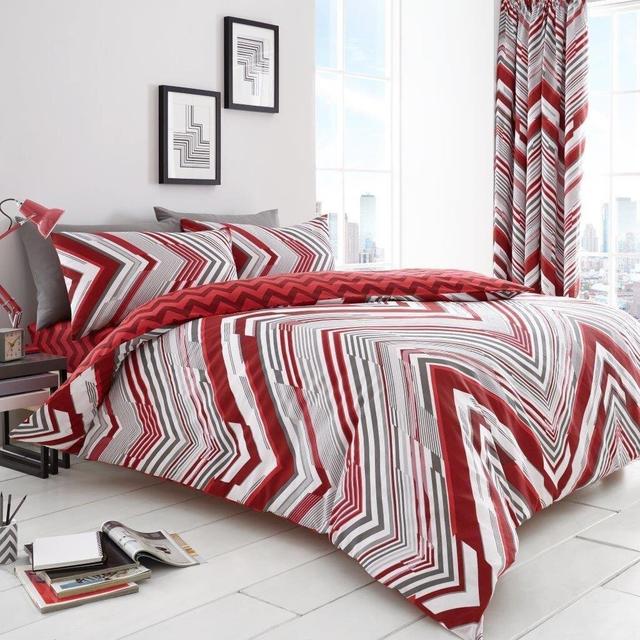 Saltzman Satin Chevron / Zig Zag [EU ONLY] Duvet Cover Set with Pillowcases 17 Stories Size: Kingsize - 2 Standard Pillowcases, Colour: Red on Productcaster.