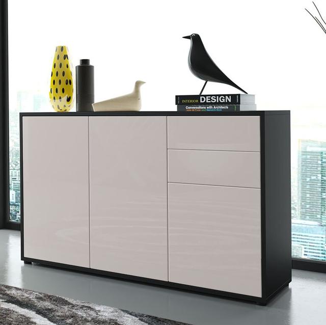 Sideboard Mcdevitt Metro Lane Farbe: Schwarz (matt)/Sandgrau (glänzend) on Productcaster.