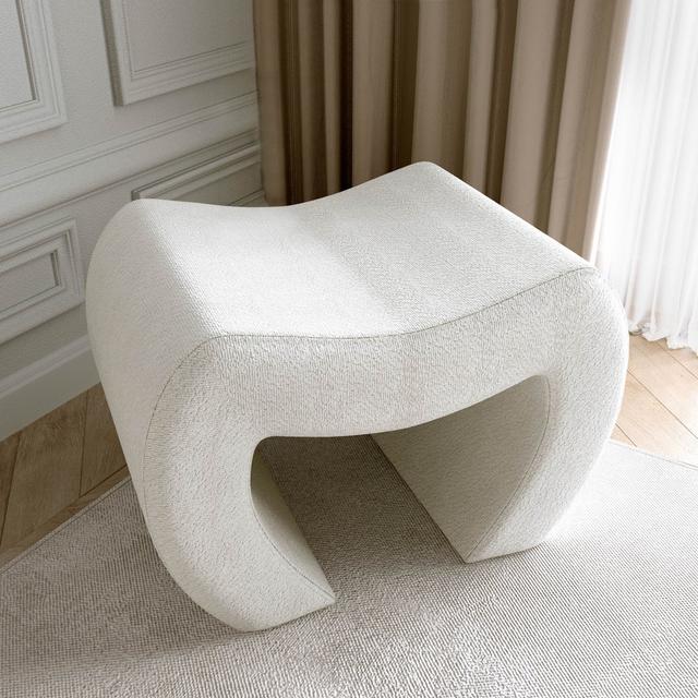 Pouf Wrentham ModernMoments on Productcaster.