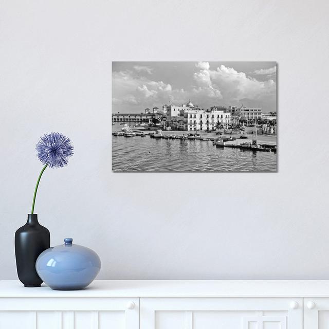 1930S-1940S View From The Bay Havana Cuba - Wrapped Canvas Print Latitude Run Size: 30.48cm H x 45.72cm W x 1.91cm D on Productcaster.