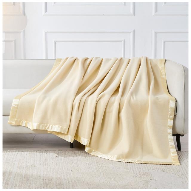 Chazmon Standard Heated Throw Blanket Latitude Vive Size: 150cm W x 200cm L, Colour: Natural on Productcaster.