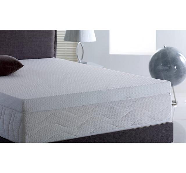 7.5cm Memory Foam Mattress Topper White Noise Size: Kingsize (5') on Productcaster.