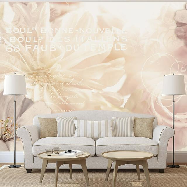 Kiss of Gentleness Semi-Gloss Paste the Wall Mural East Urban Home Size: 350 cm x 245 cm on Productcaster.