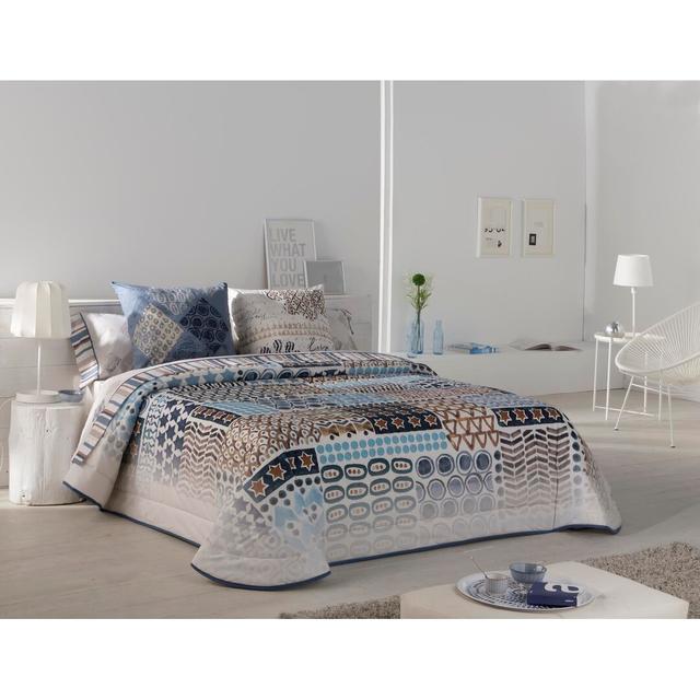 Arghira Bouti Bedspread 17 Stories Size: 205 x 265 cm Bedspread on Productcaster.