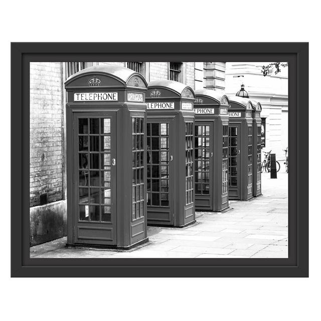 Gerahmtes Wandbild Londoner Telefonzellen East Urban Home Größe: 30 cm H x 38 cm B on Productcaster.