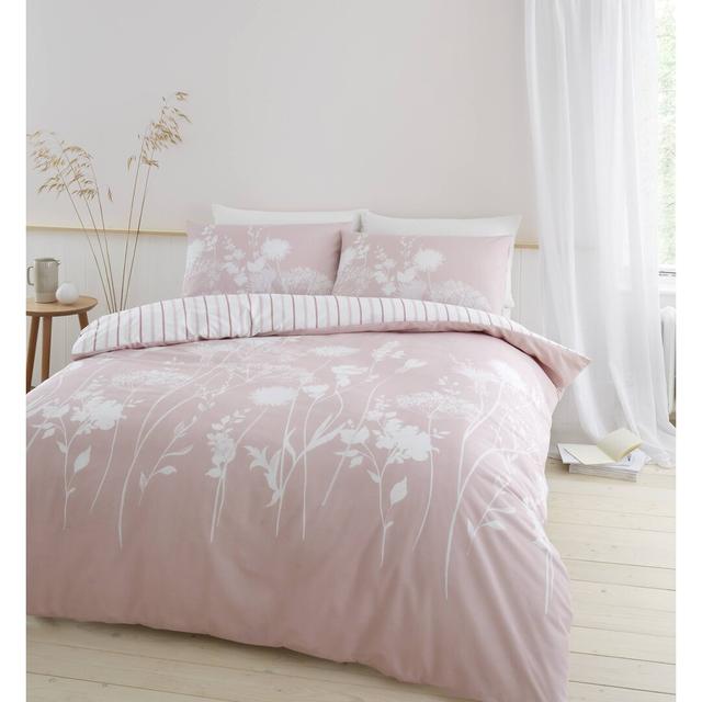 Meadowsweet Floral Reversible Duvet Cover Set with Pillowcases Catherine Lansfield Size: Double Duvet Cover + 2 Standard Pillowcases, Colour: Blush on Productcaster.