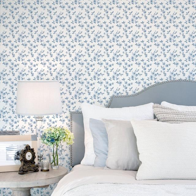 Basso 10m x 53cm Matte Wallpaper Roll Marlow Home Co. Colour: White/Blue on Productcaster.