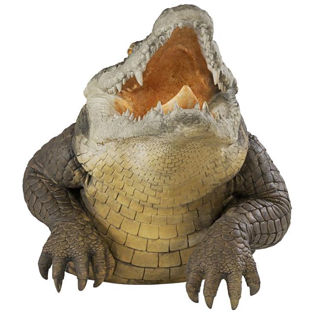 Snapping Swamp Gator Statue Design Toscano on Productcaster.