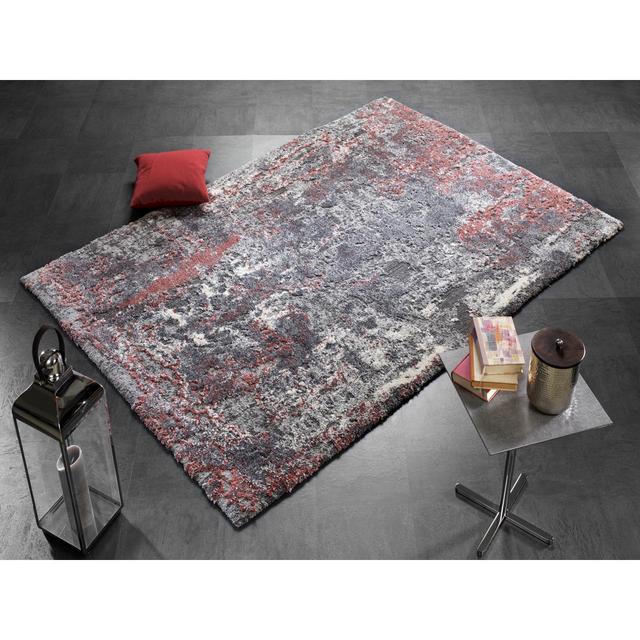 Glessite in Red/Grey Area Rug Canora Grey Rug Size: Rectangle 140 x 200cm on Productcaster.