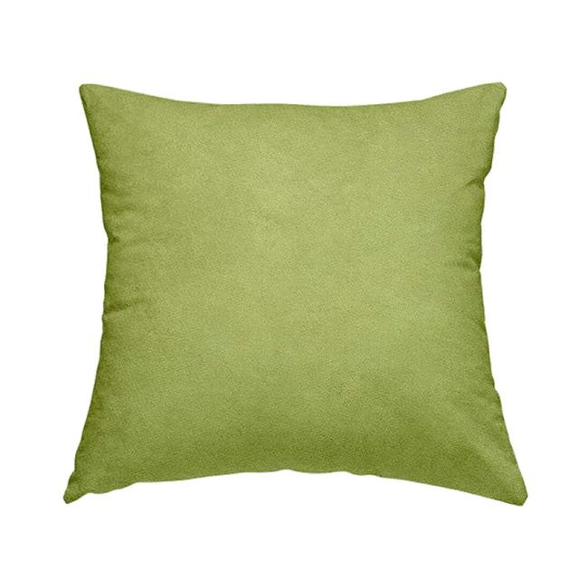 Esmildo Scatter Cushion with Filling 17 Stories Size: 28 x 28 cm on Productcaster.